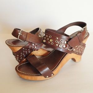 Frye Dark Brown Leather Sandals with Crystal Ring